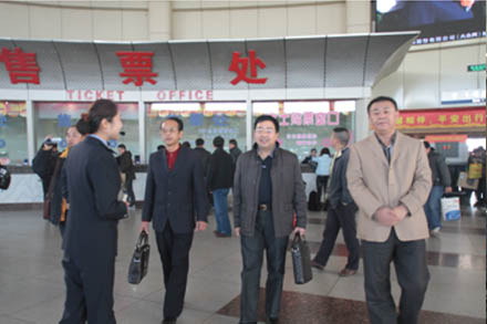 湖南龙骧神驰运输集团到集团交流学习-伟德体育官网