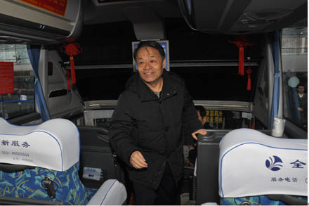 交通运输部杨传堂部长来集团公司视察指导春运事情-伟德体育官网
