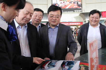 中国道协杨利民会长莅临集团视察指导事情-伟德体育官网