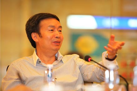 国家交通运输部副部长何建中莅临集团视察指导事情-伟德体育官网