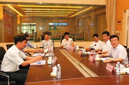 国家交通运输部副部长何建中莅临集团视察指导事情-伟德体育官网